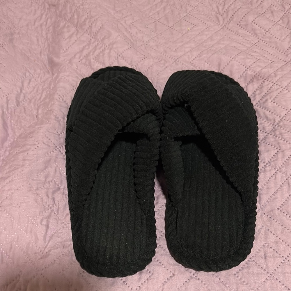 Black Women's Cross-Band Cozy Slippers
